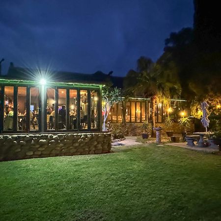 Thabile Lodge Oudtshoorn Exterior foto