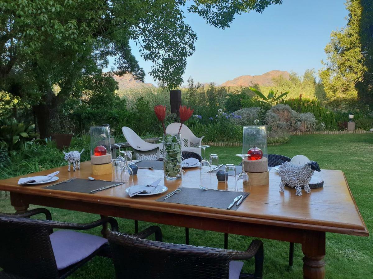 Thabile Lodge Oudtshoorn Exterior foto