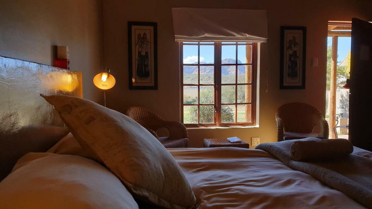 Thabile Lodge Oudtshoorn Exterior foto